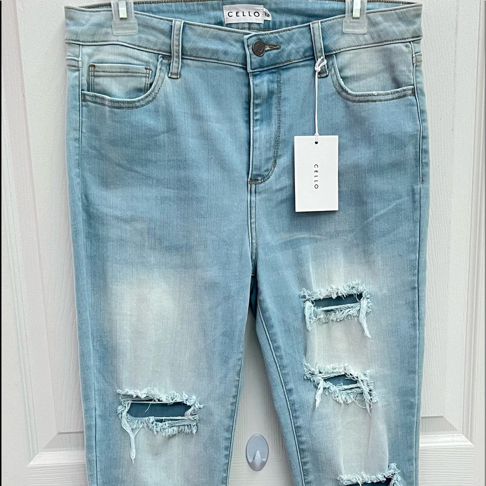 Brand: Cello  Size: 13  Color: Light Blue
